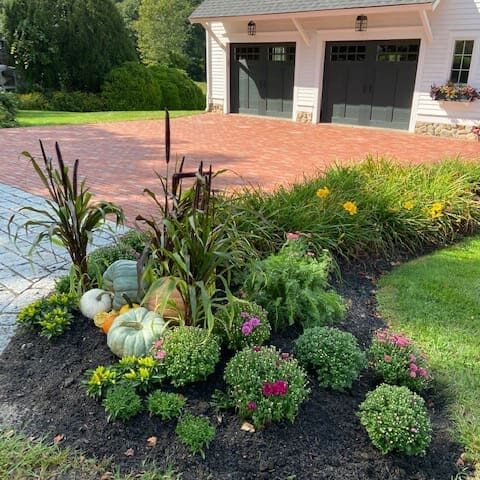 Beverly- MA-Landscape-Maintenance